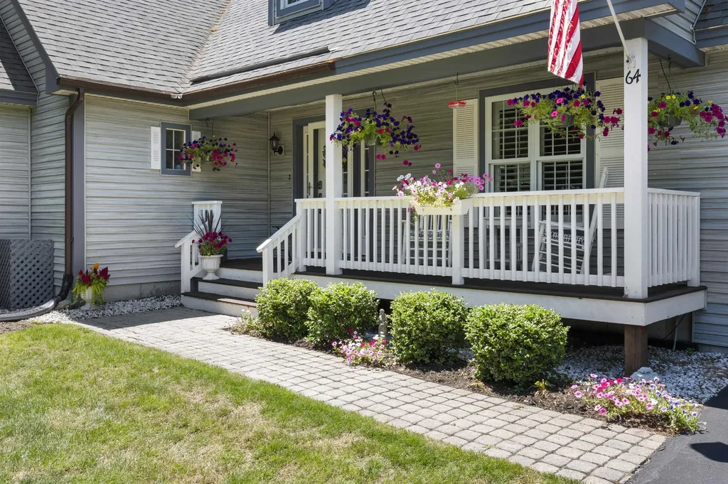 64 Long Bay Drive Laconia NH 03246