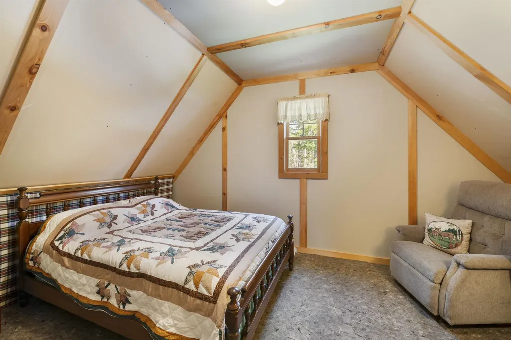 505 Hill Road Pittsburg NH 03592
