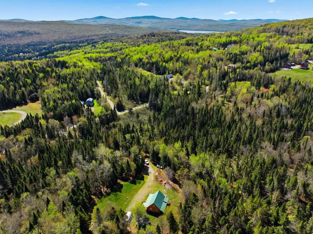 505 Hill Road Pittsburg NH 03592