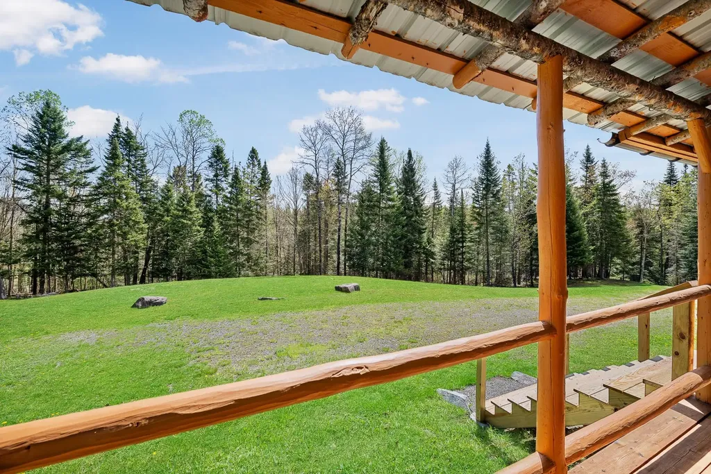 505 Hill Road Pittsburg NH 03592