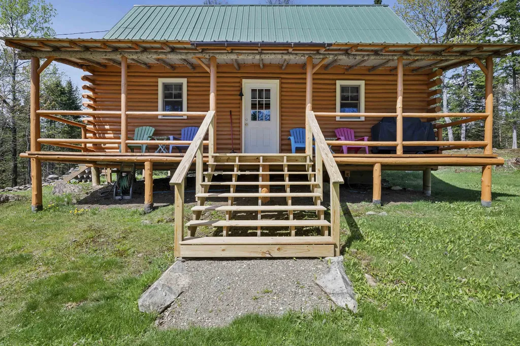 505 Hill Road Pittsburg NH 03592