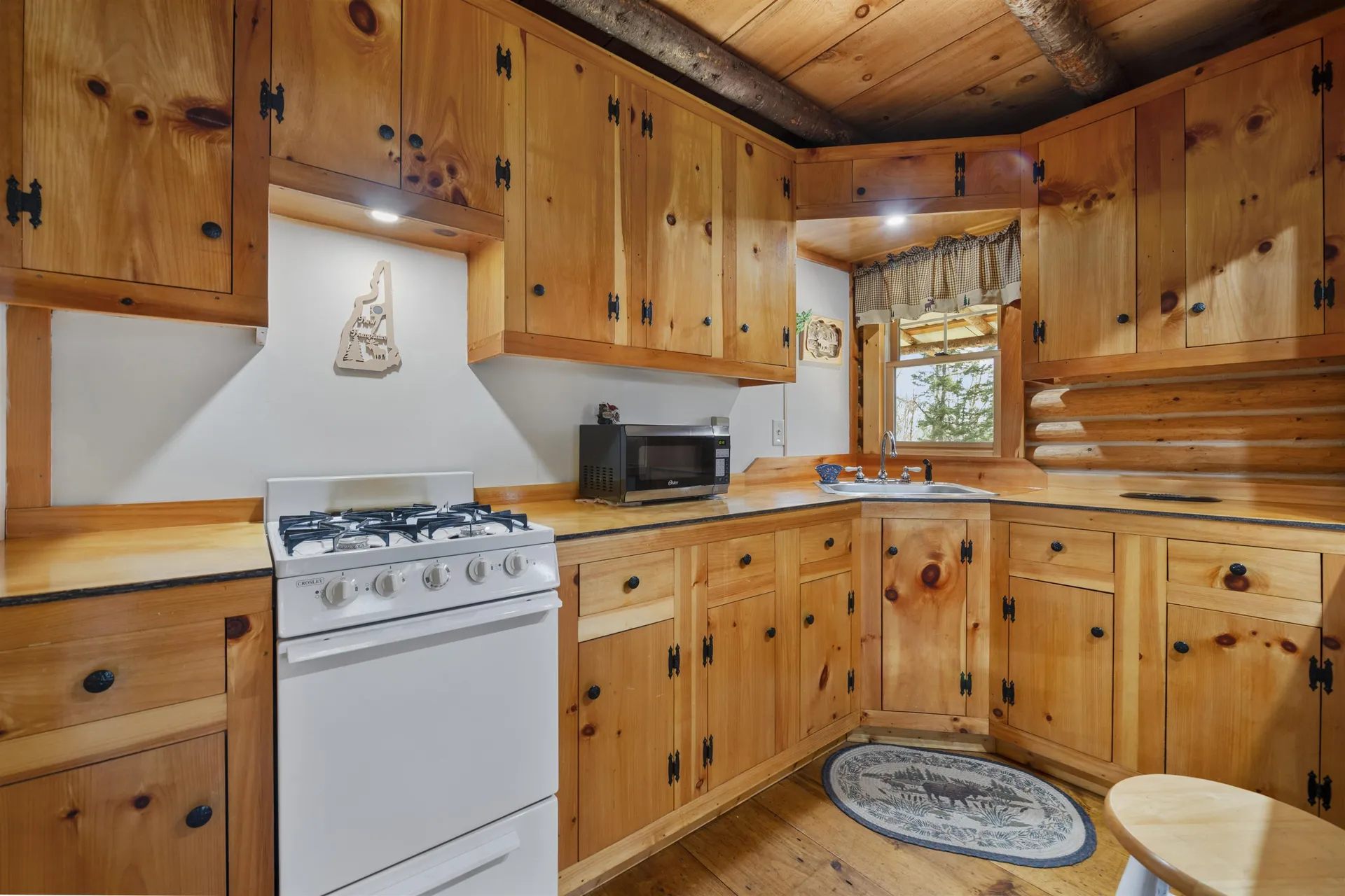 505 Hill Road Pittsburg NH 03592