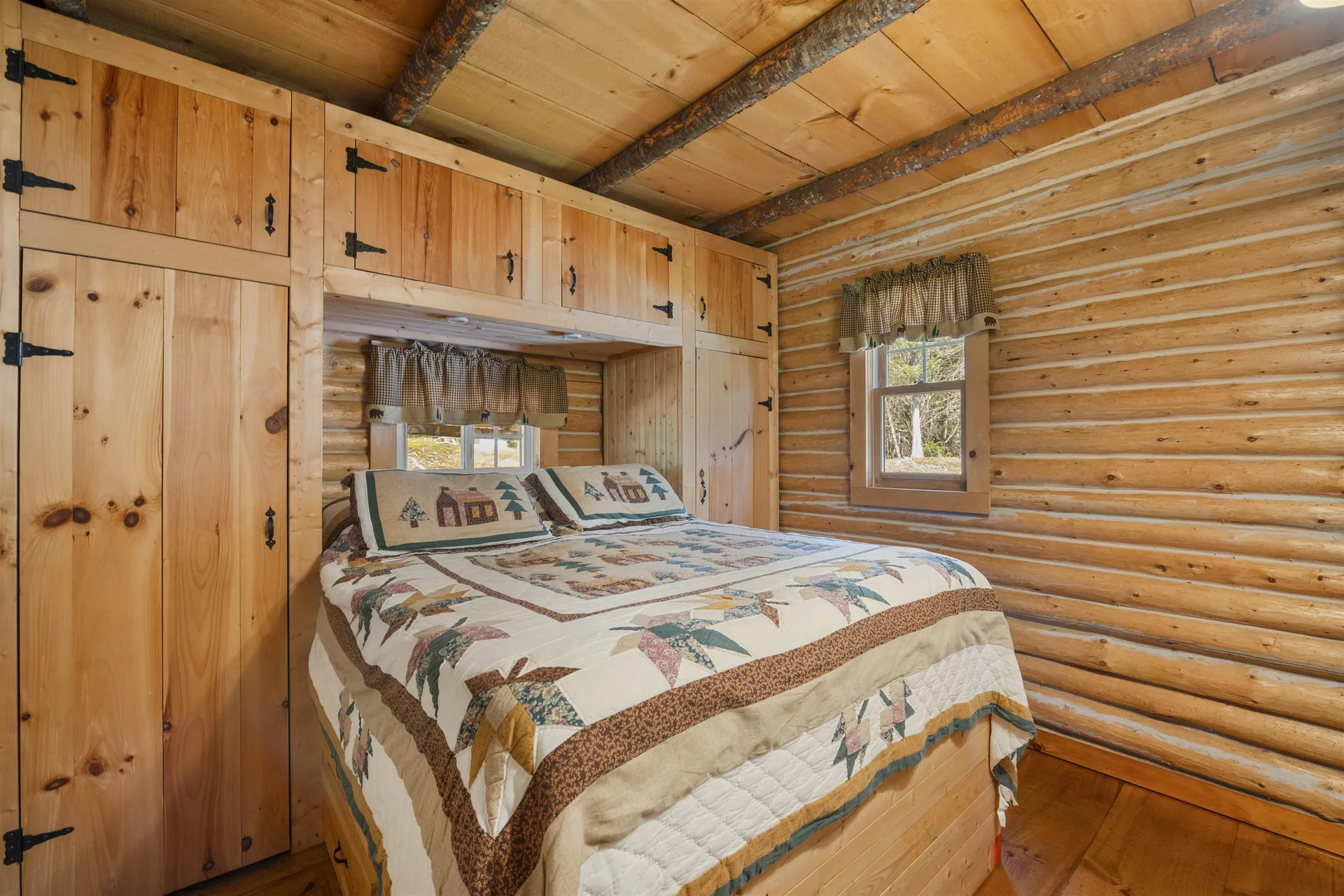 505 Hill Road Pittsburg NH 03592