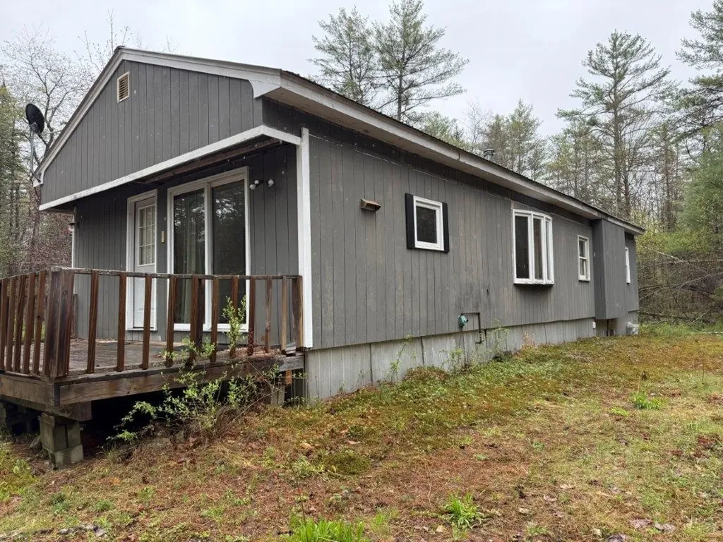 48 Spa Road Danbury NH 03230