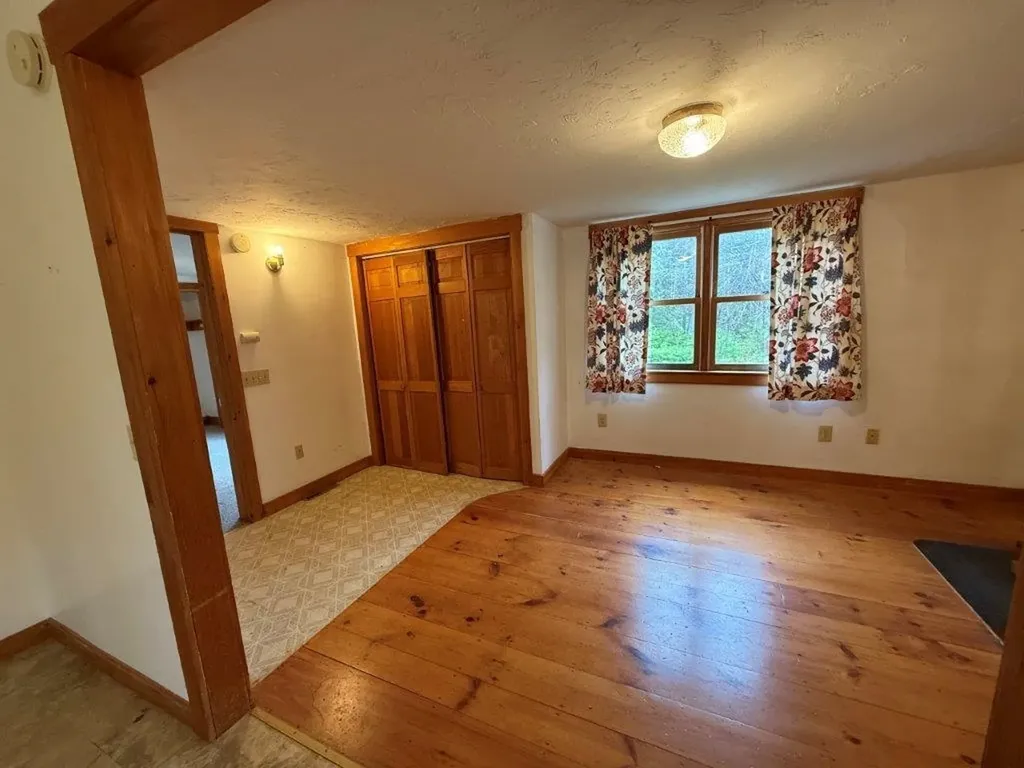 48 Spa Road Danbury NH 03230