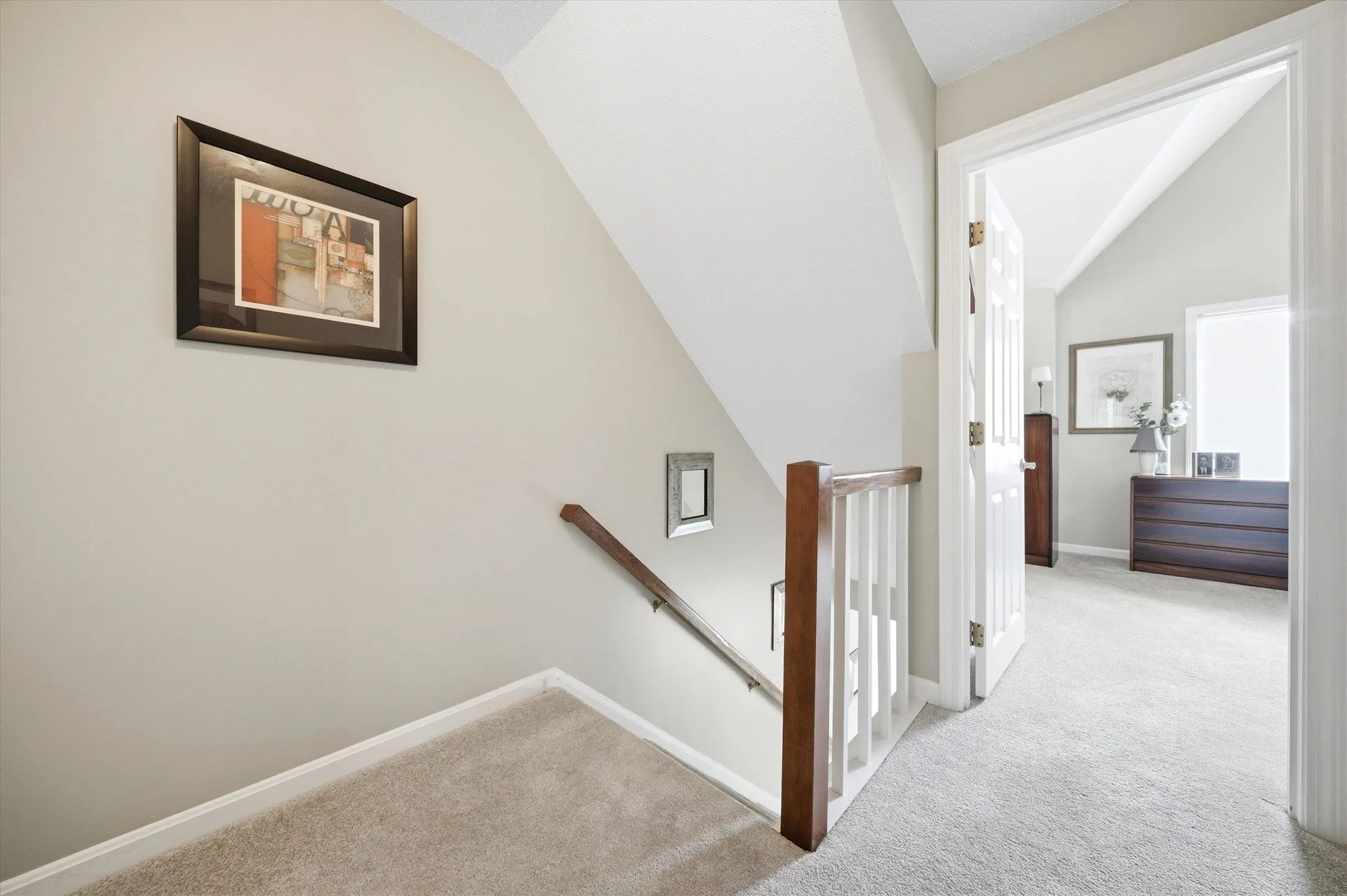 16 Salisbury Road Nashua NH 03064