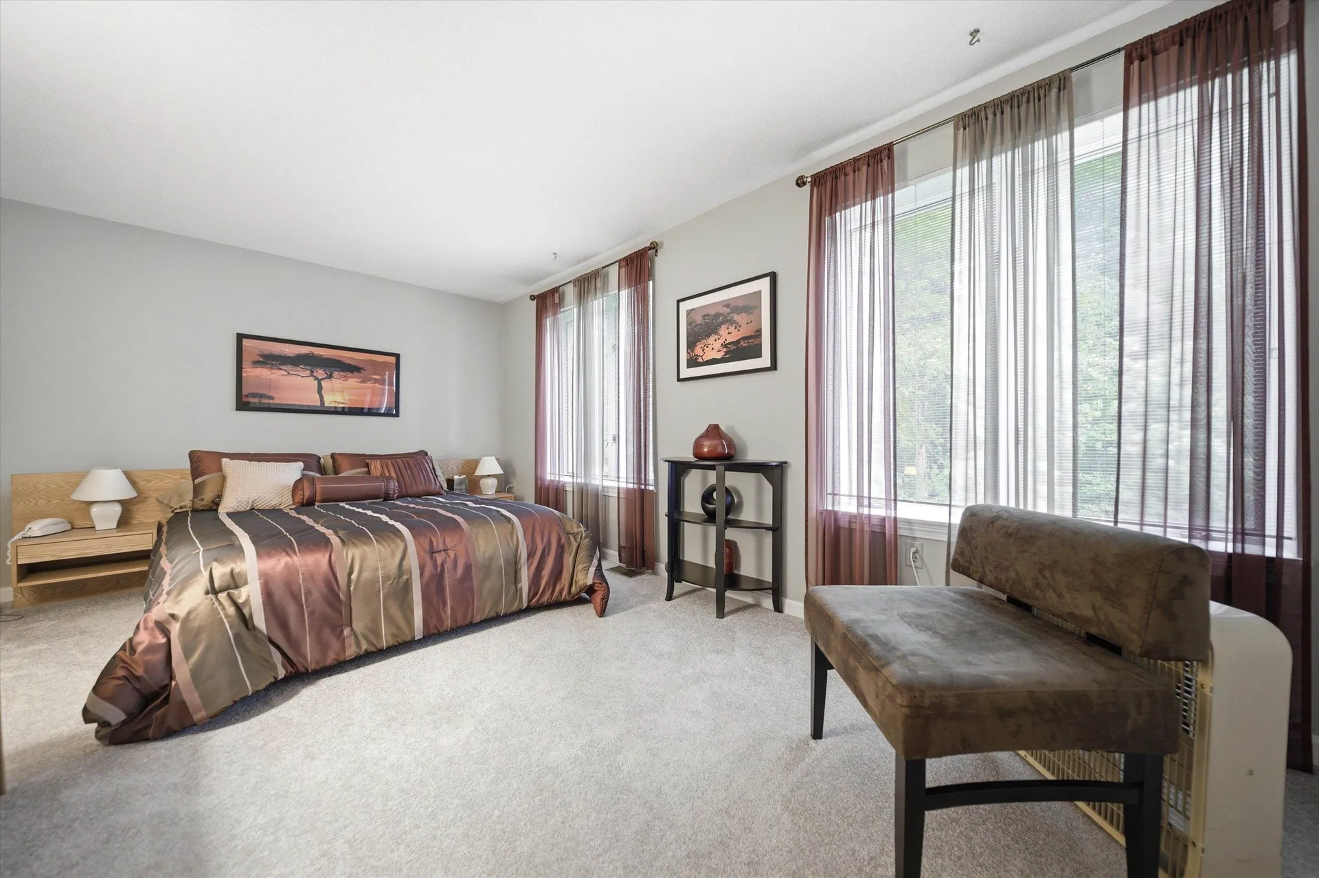 16 Salisbury Road Nashua NH 03064