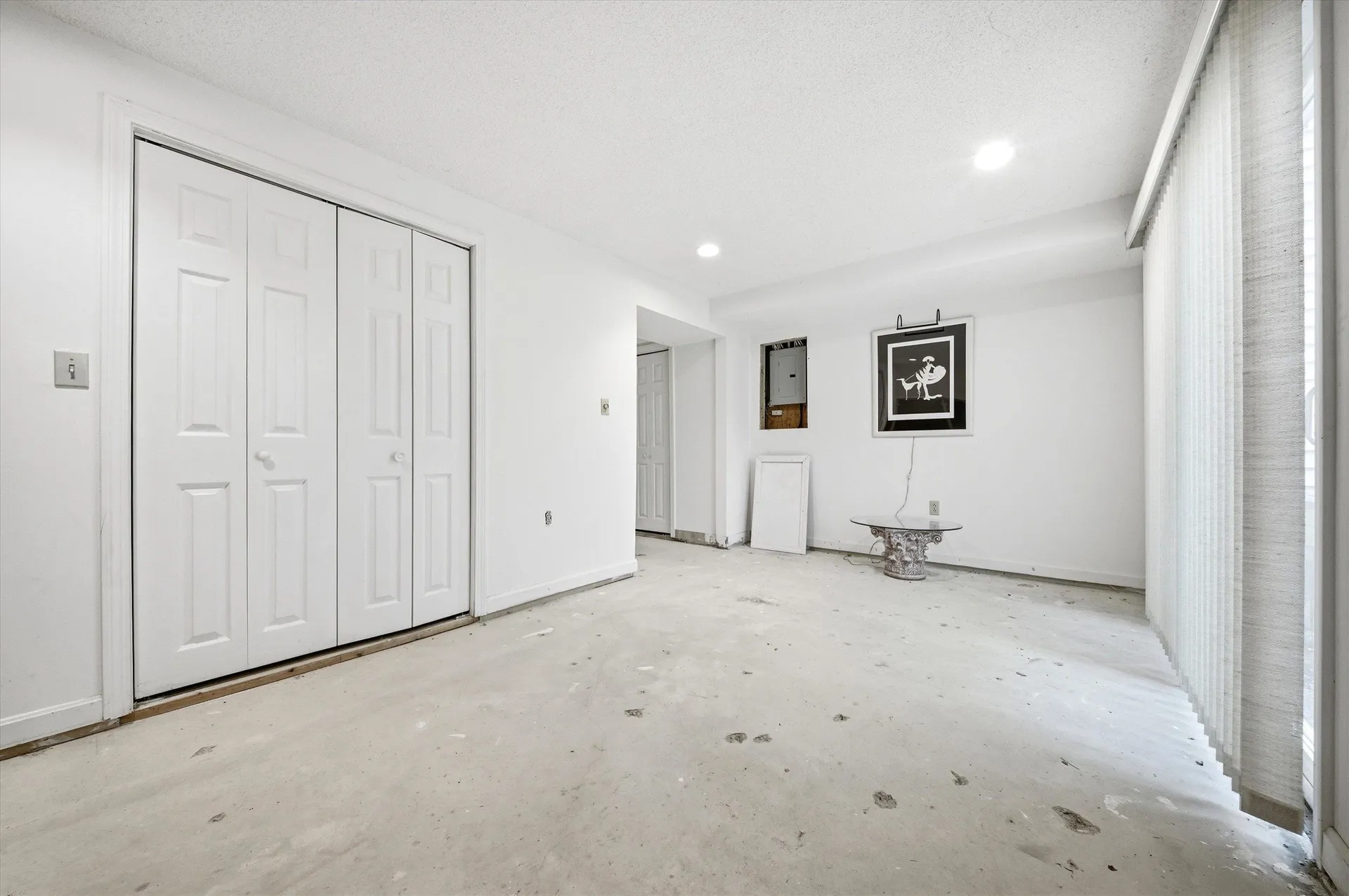 16 Salisbury Road Nashua NH 03064
