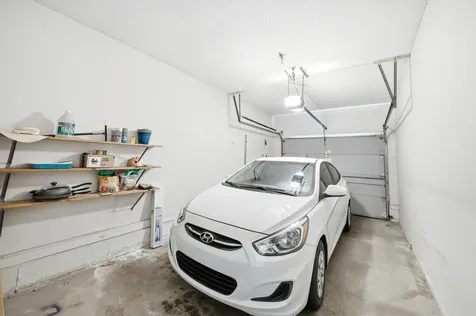 16 Salisbury Road Nashua NH 03064