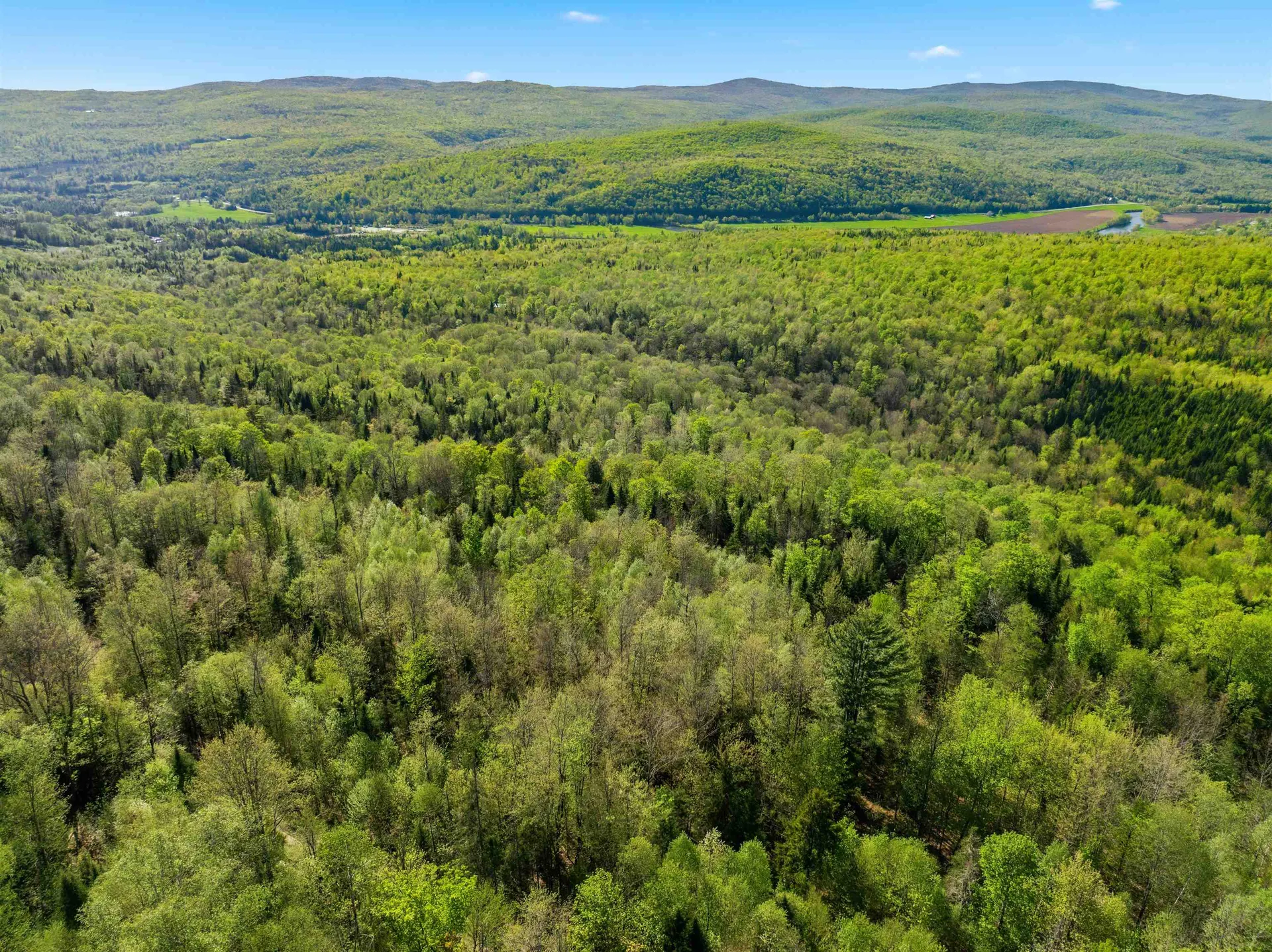 - South Jordan Hill Road Columbia NH 03576