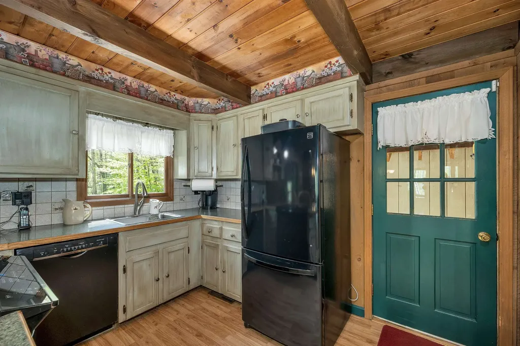136 Liberty Lane Freedom NH 03836