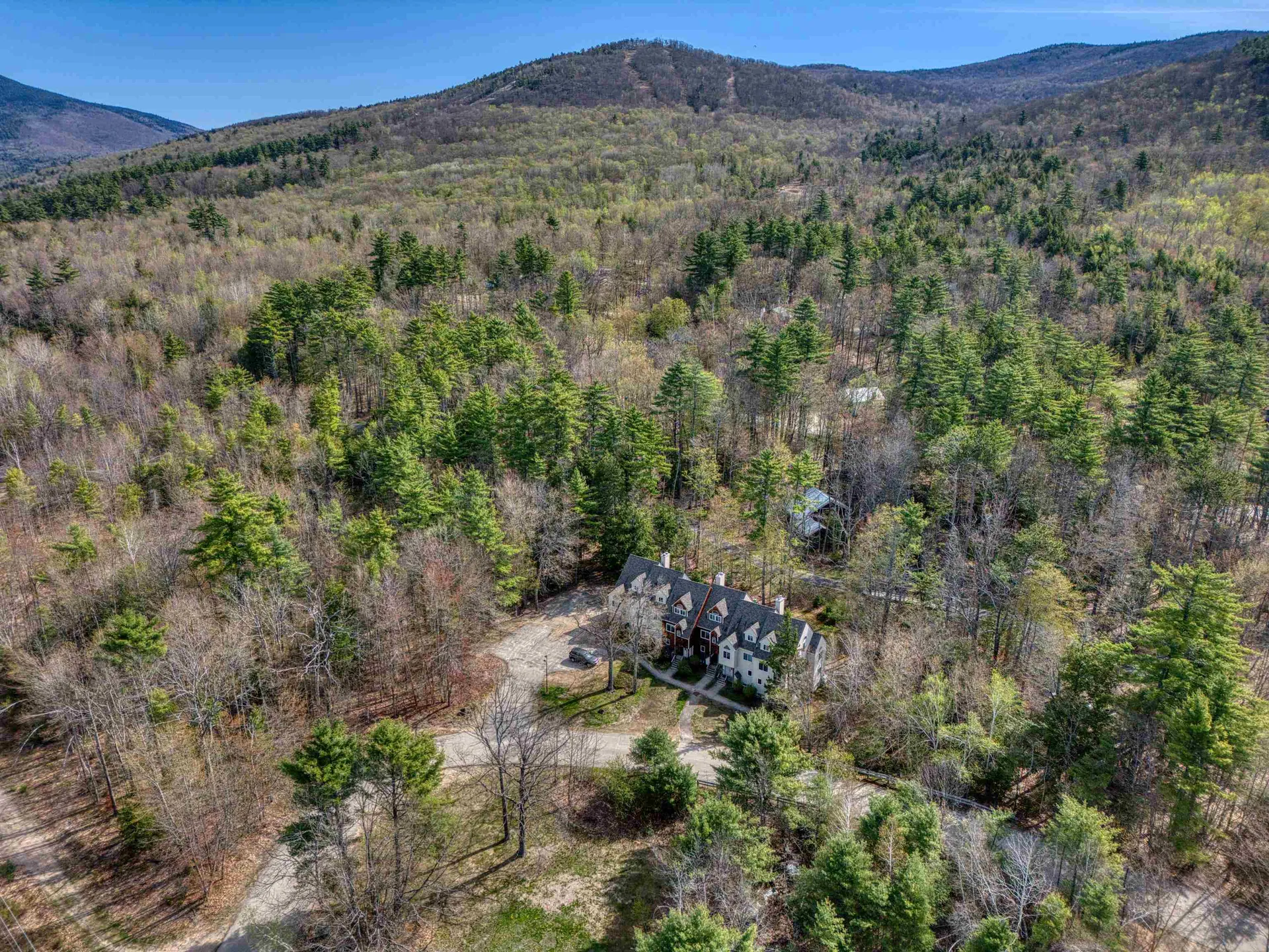 25 Hawk Road Conway NH 03860