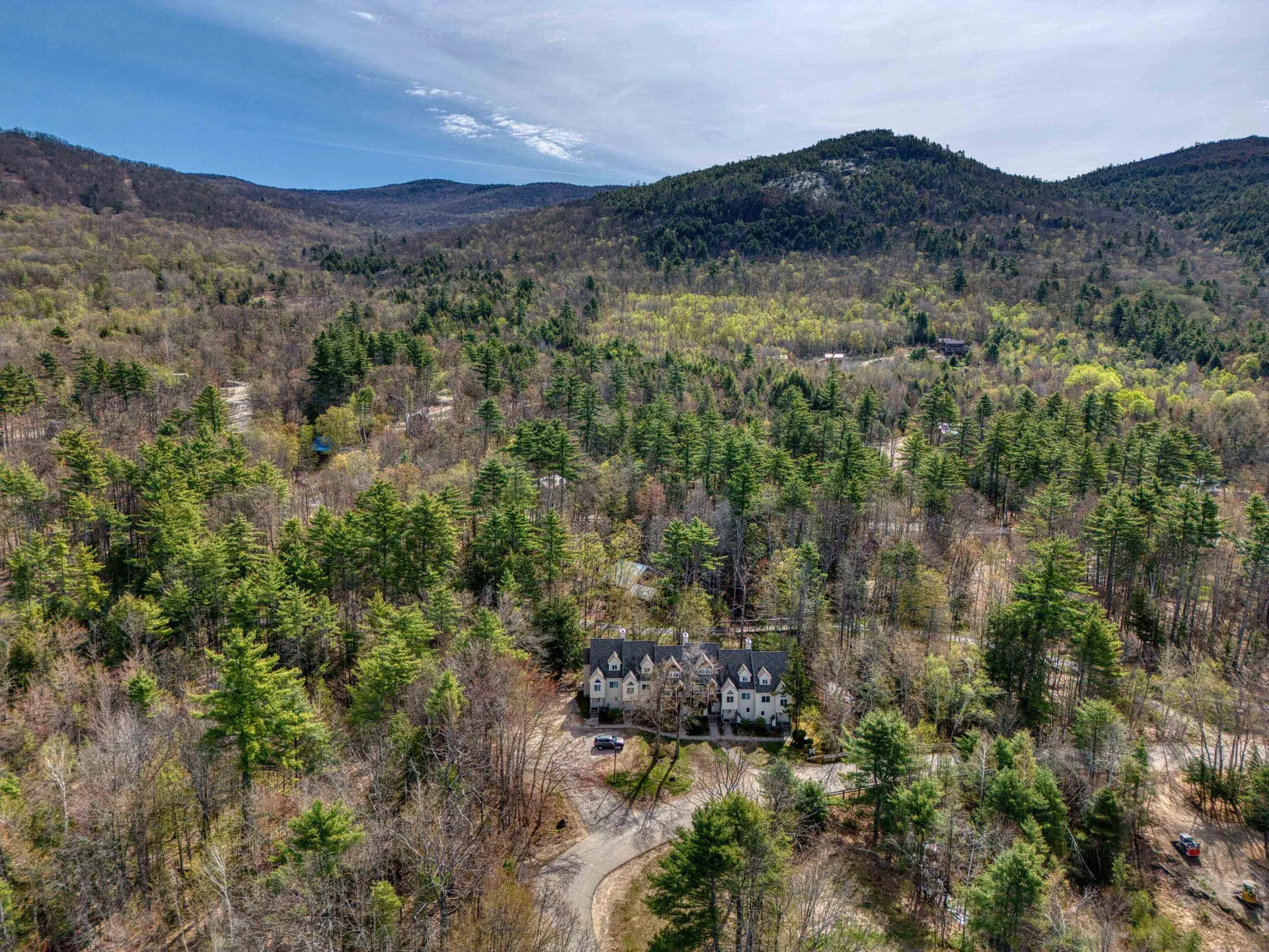25 Hawk Road Conway NH 03860