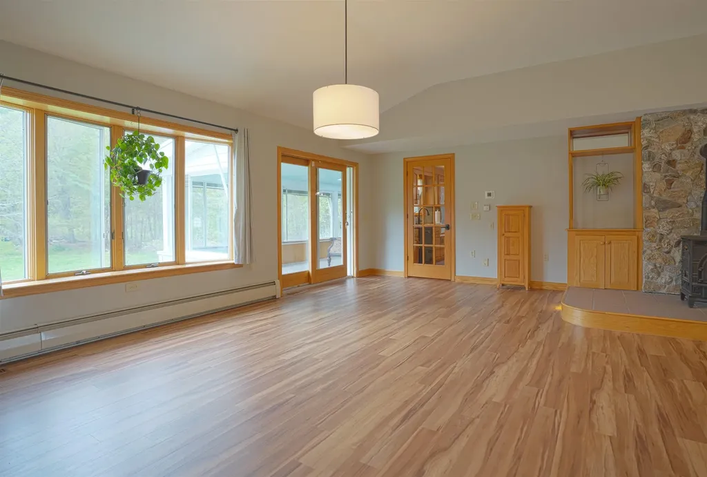 20 Mirror Lake Drive Tuftonboro NH 03853
