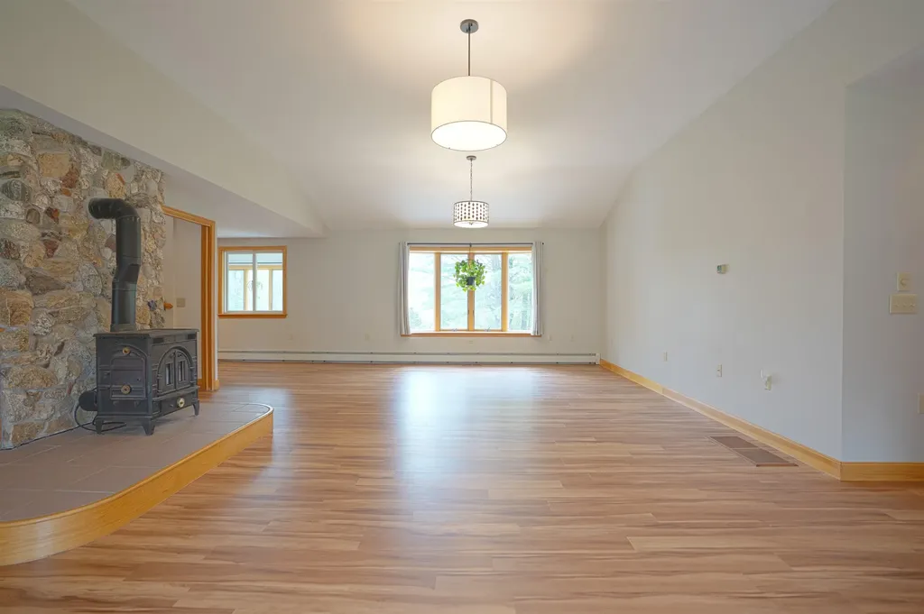 20 Mirror Lake Drive Tuftonboro NH 03853