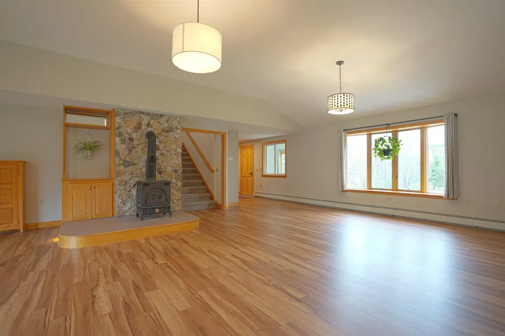 20 Mirror Lake Drive Tuftonboro NH 03853