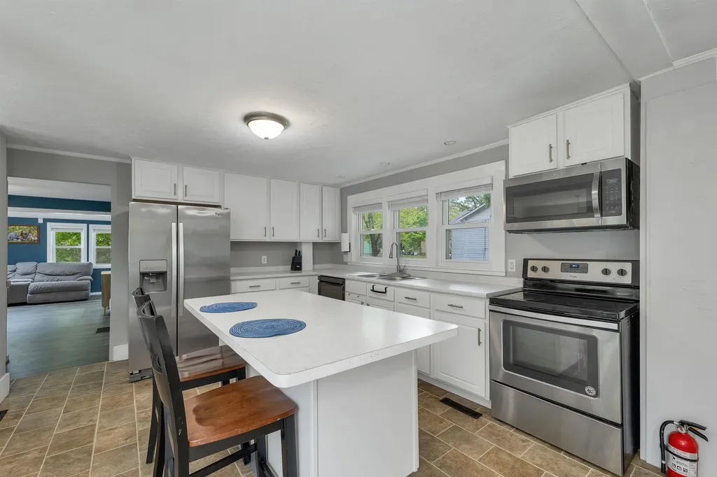 15 Snow Street Concord NH 03303