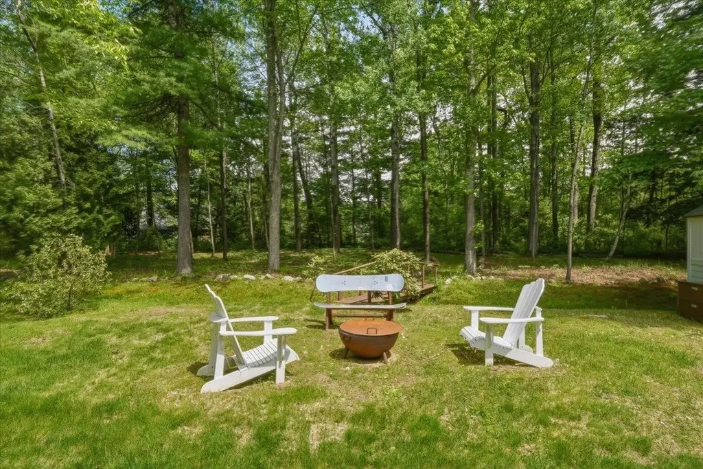 64 Stonegate Lane Shelburne VT 05482