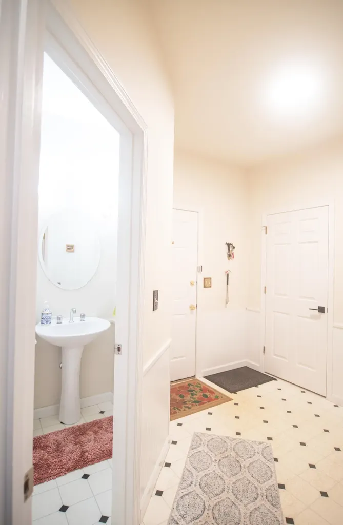 64 Stonegate Lane Shelburne VT 05482