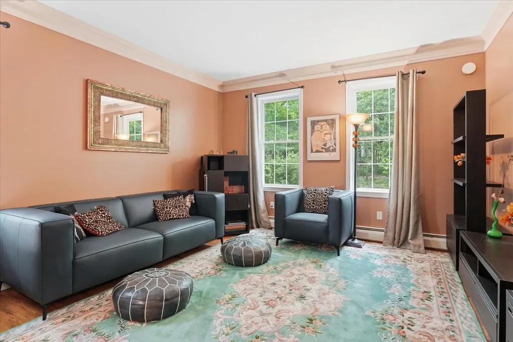 64 Stonegate Lane Shelburne VT 05482