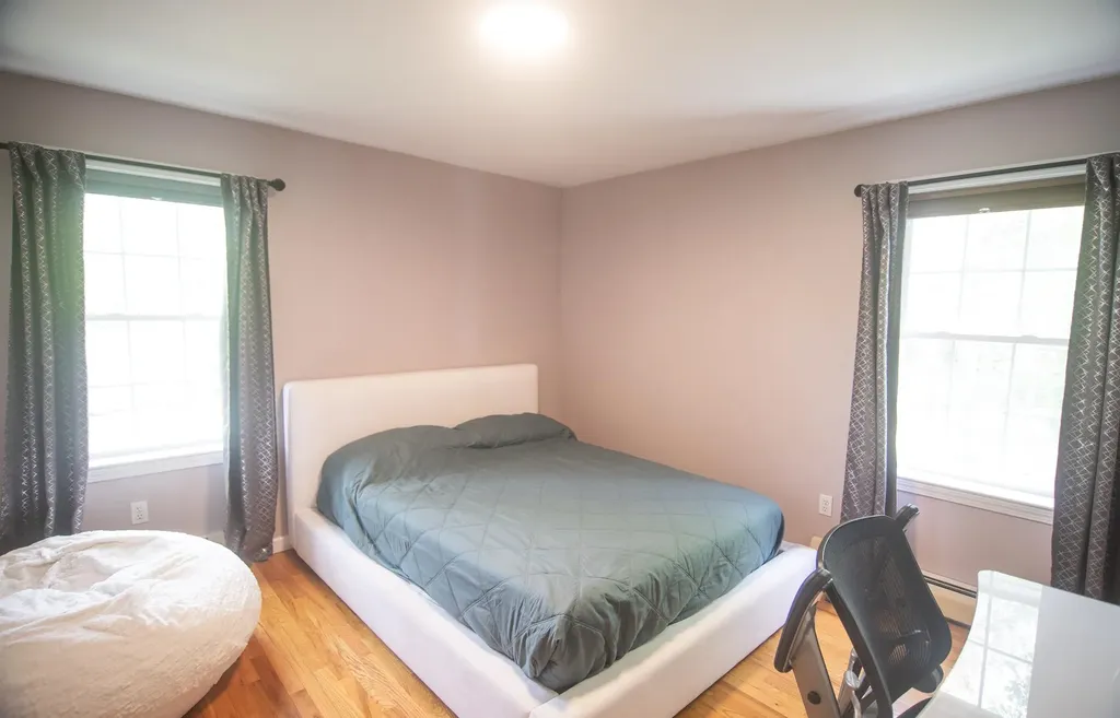 64 Stonegate Lane Shelburne VT 05482