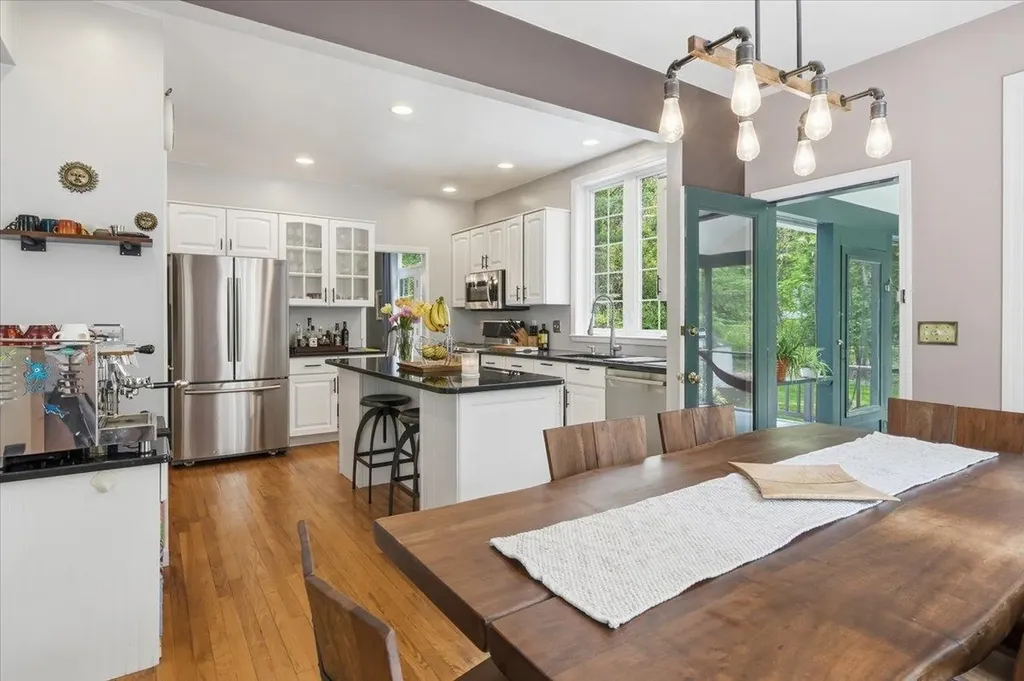 64 Stonegate Lane Shelburne VT 05482