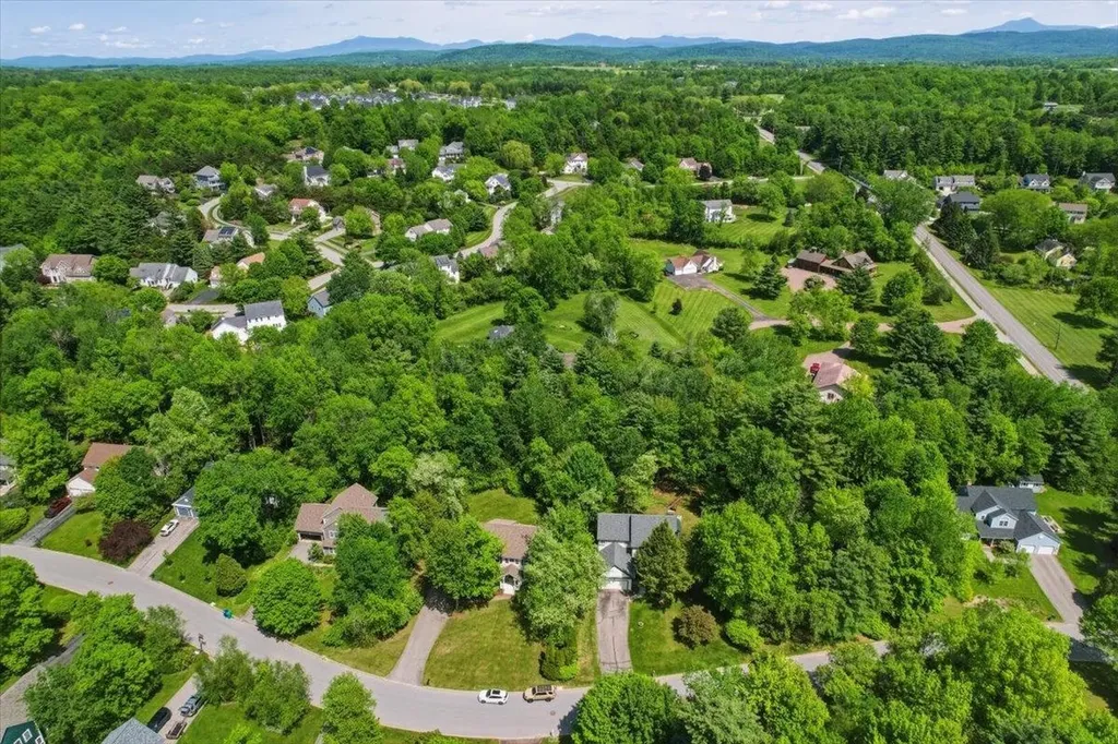 64 Stonegate Lane Shelburne VT 05482