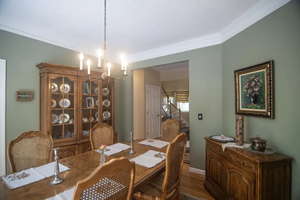 64 Stonegate Lane Shelburne VT 05482