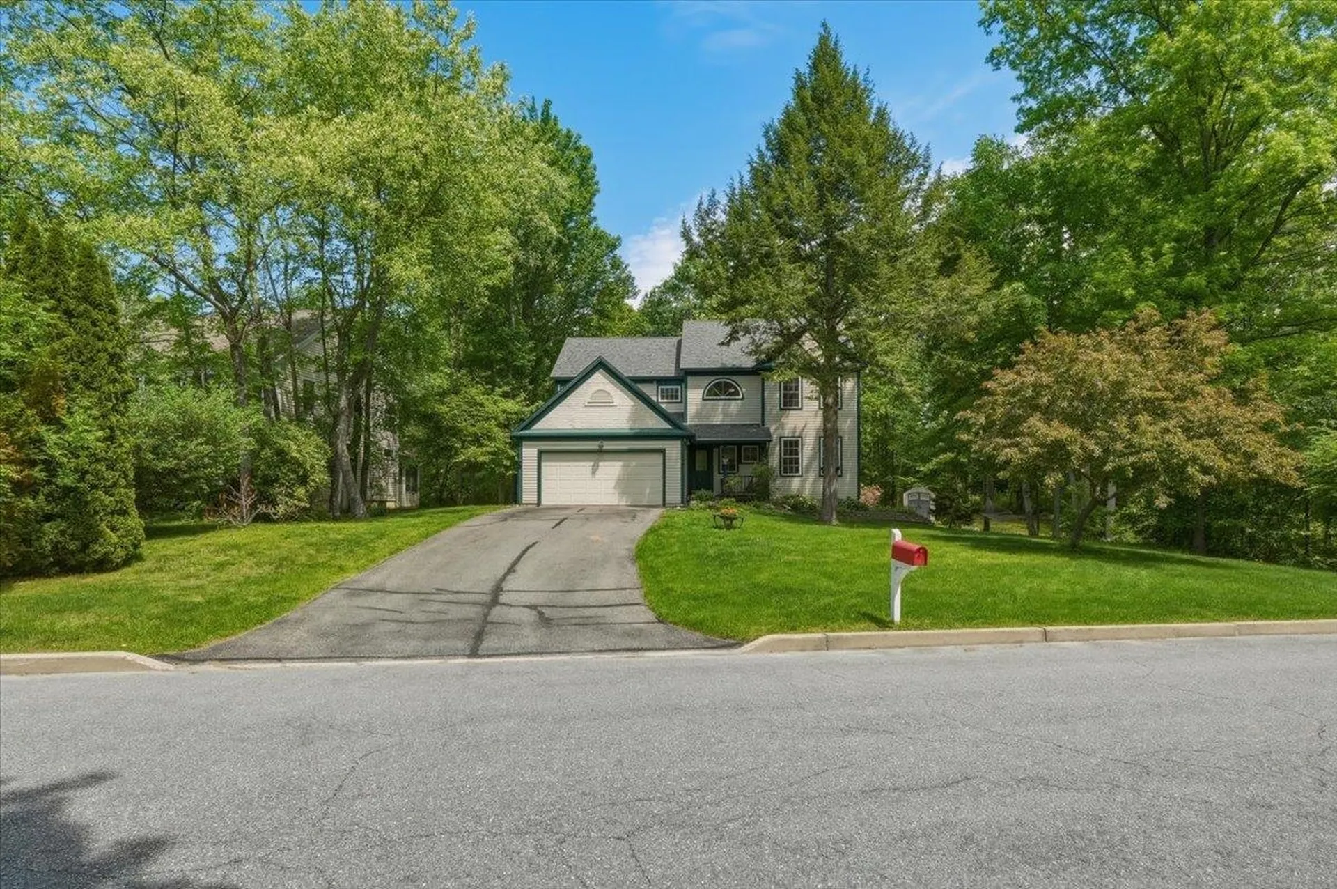 64 Stonegate Lane Shelburne VT 05482
