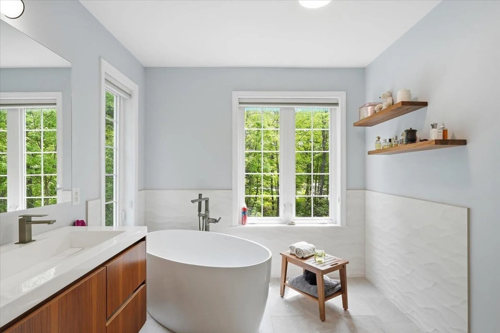 64 Stonegate Lane Shelburne VT 05482
