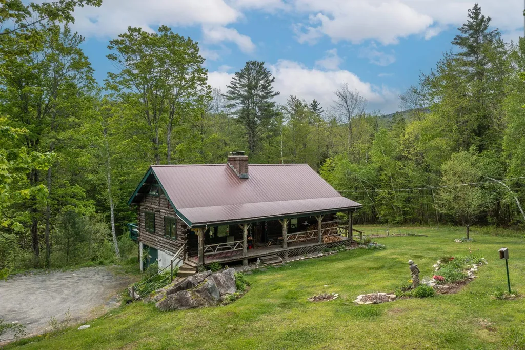 287 Powder Mill Road Londonderry VT 05148