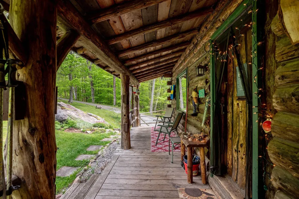 287 Powder Mill Road Londonderry VT 05148