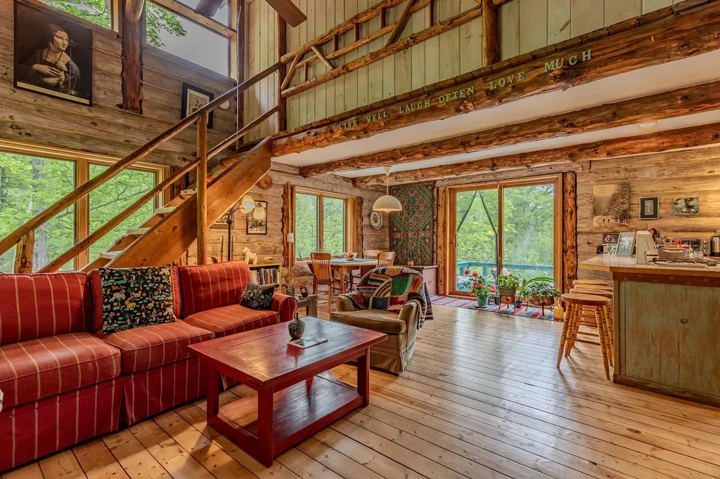 287 Powder Mill Road Londonderry VT 05148