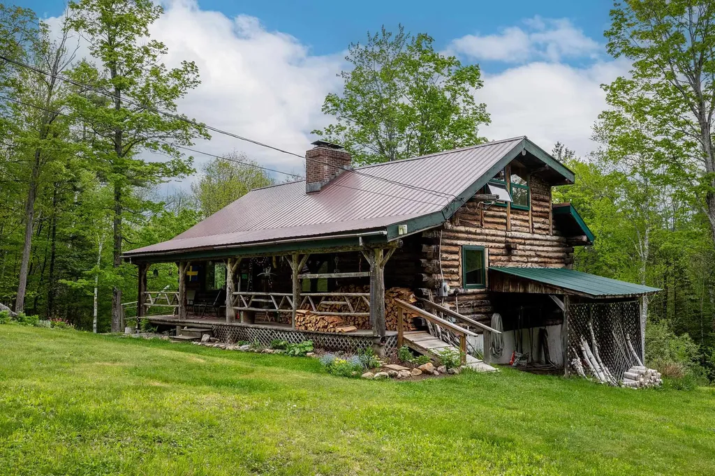 287 Powder Mill Road Londonderry VT 05148