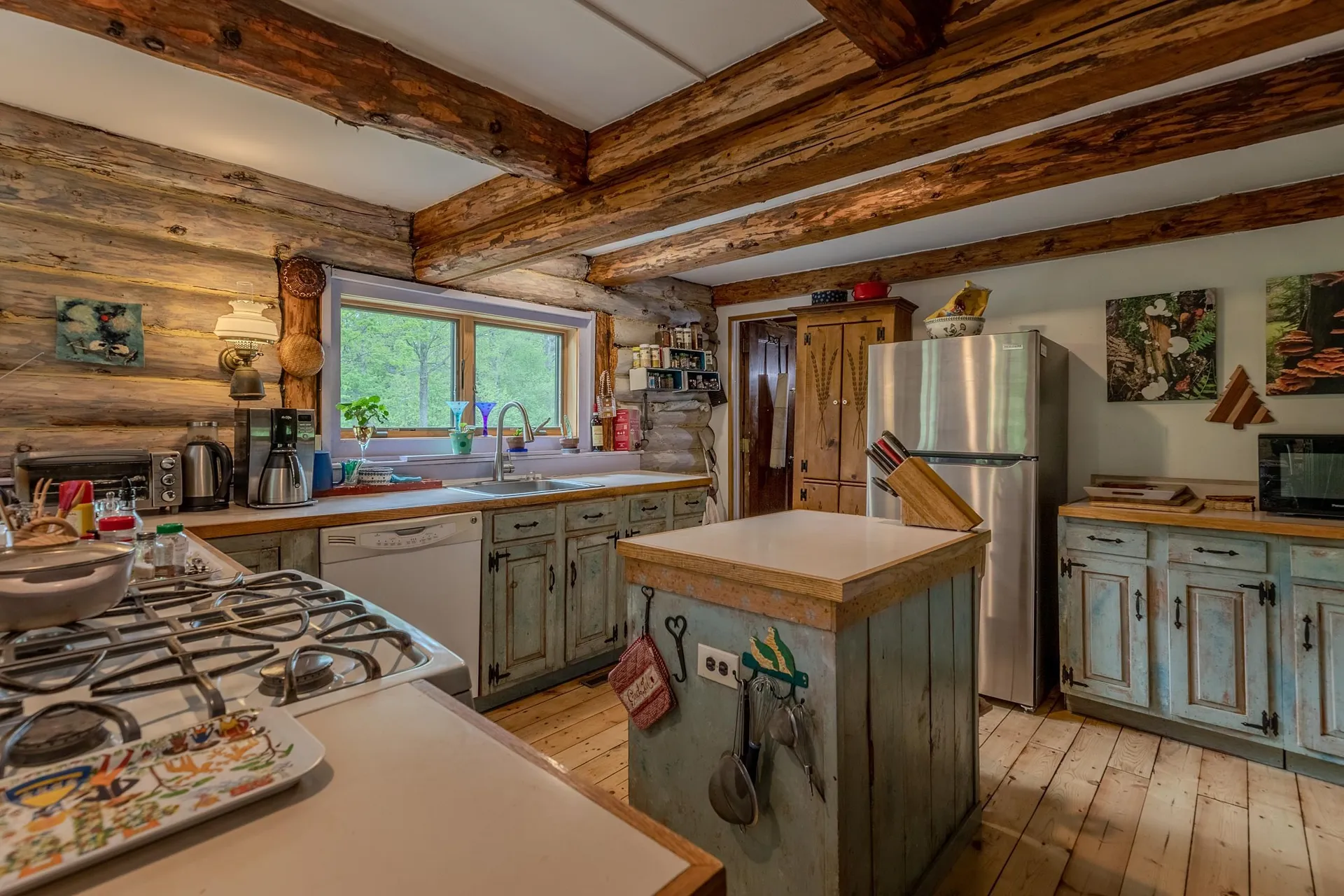 287 Powder Mill Road Londonderry VT 05148