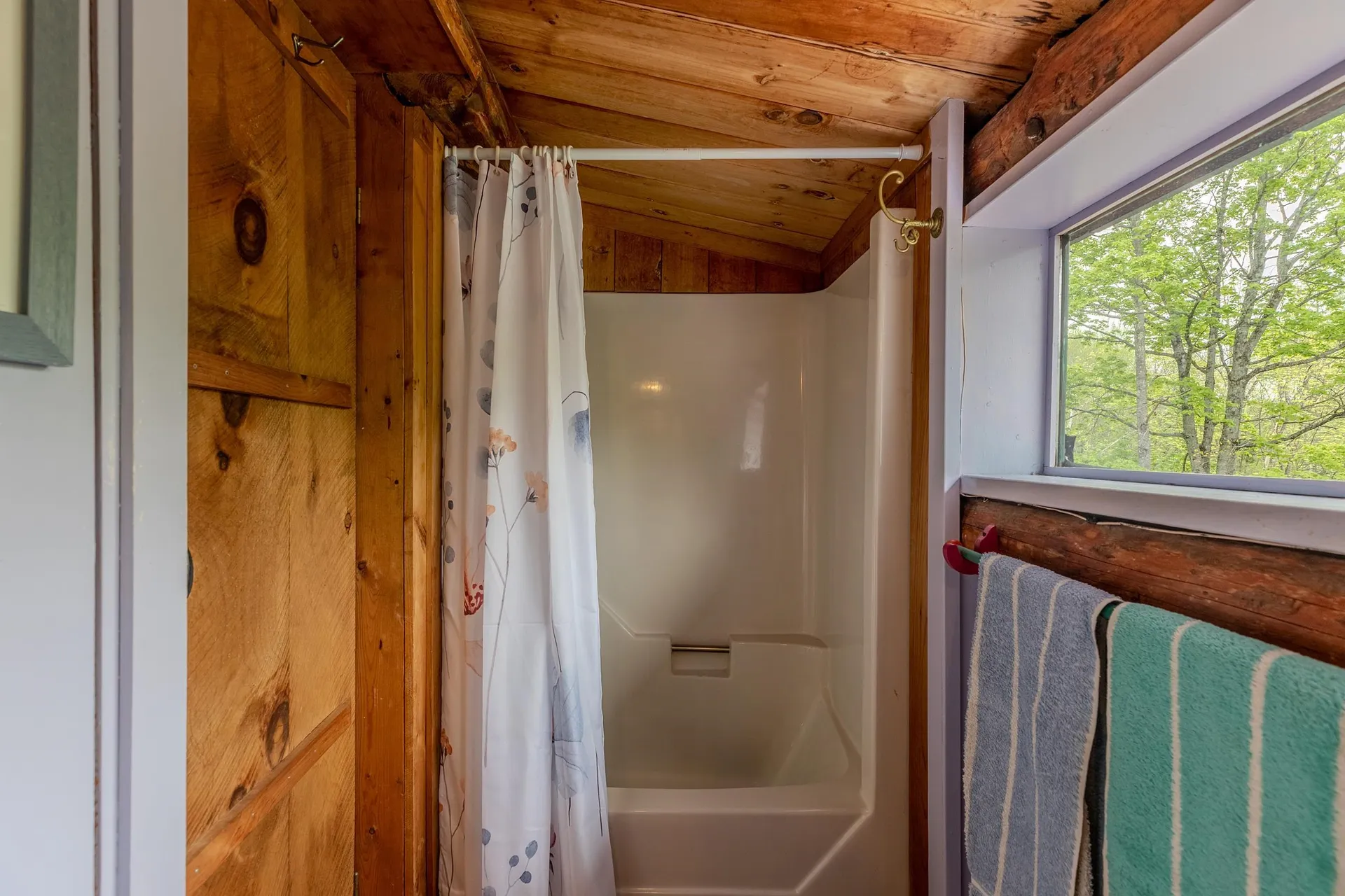 287 Powder Mill Road Londonderry VT 05148