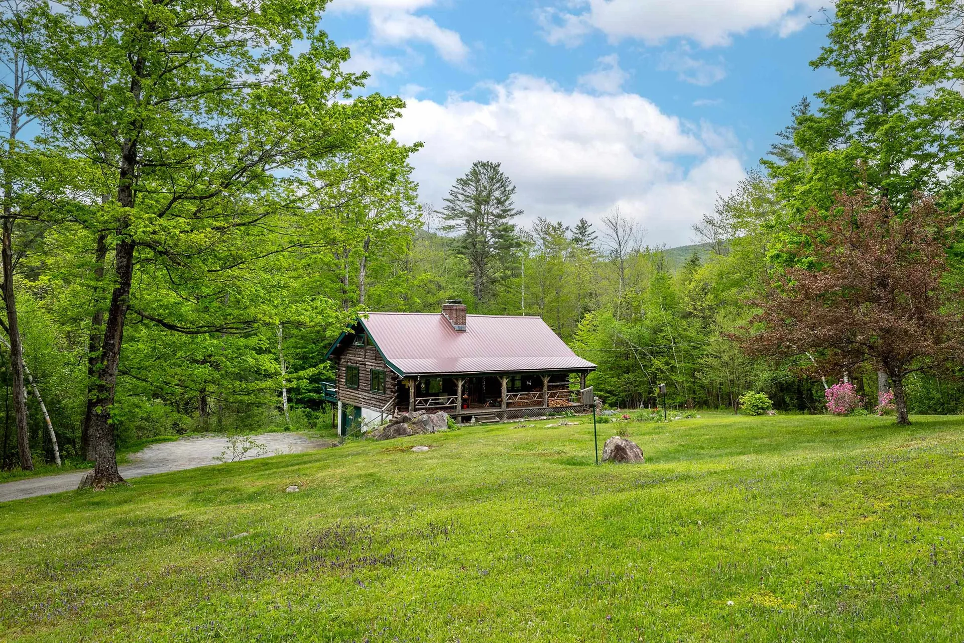 287 Powder Mill Road Londonderry VT 05148