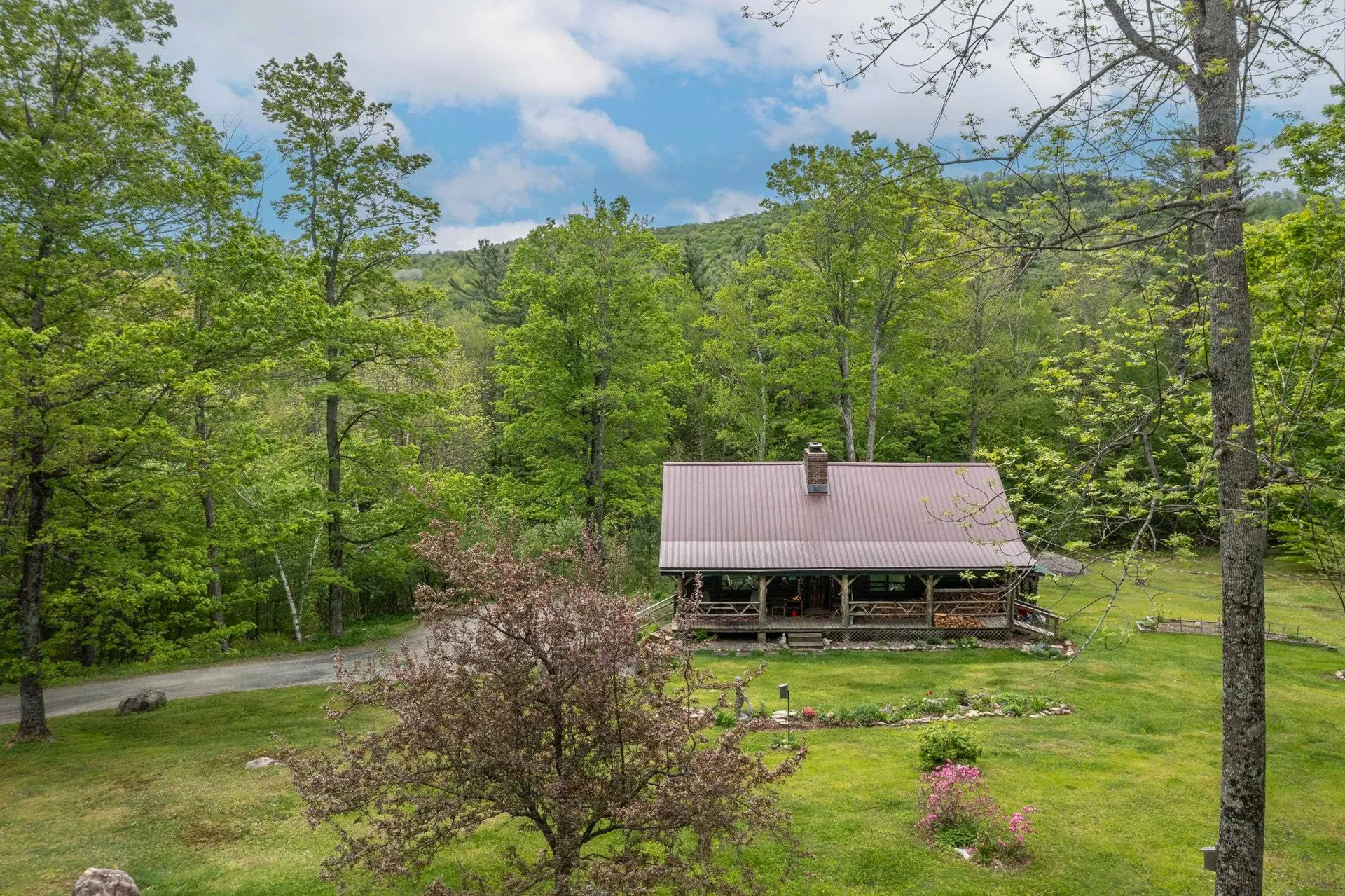 287 Powder Mill Road Londonderry VT 05148