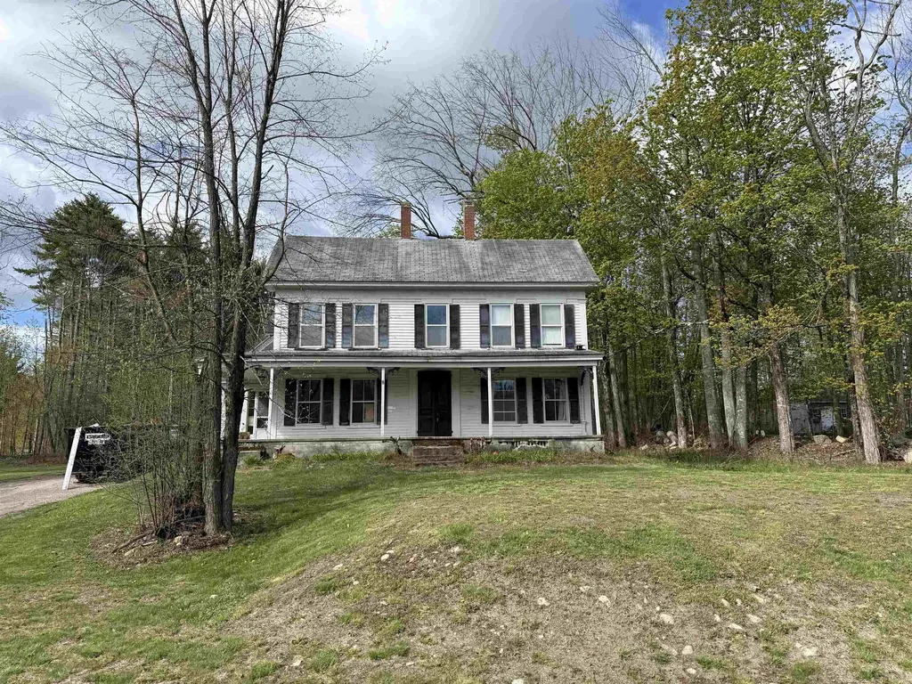 7 Water Village Road Ossipee NH 03864