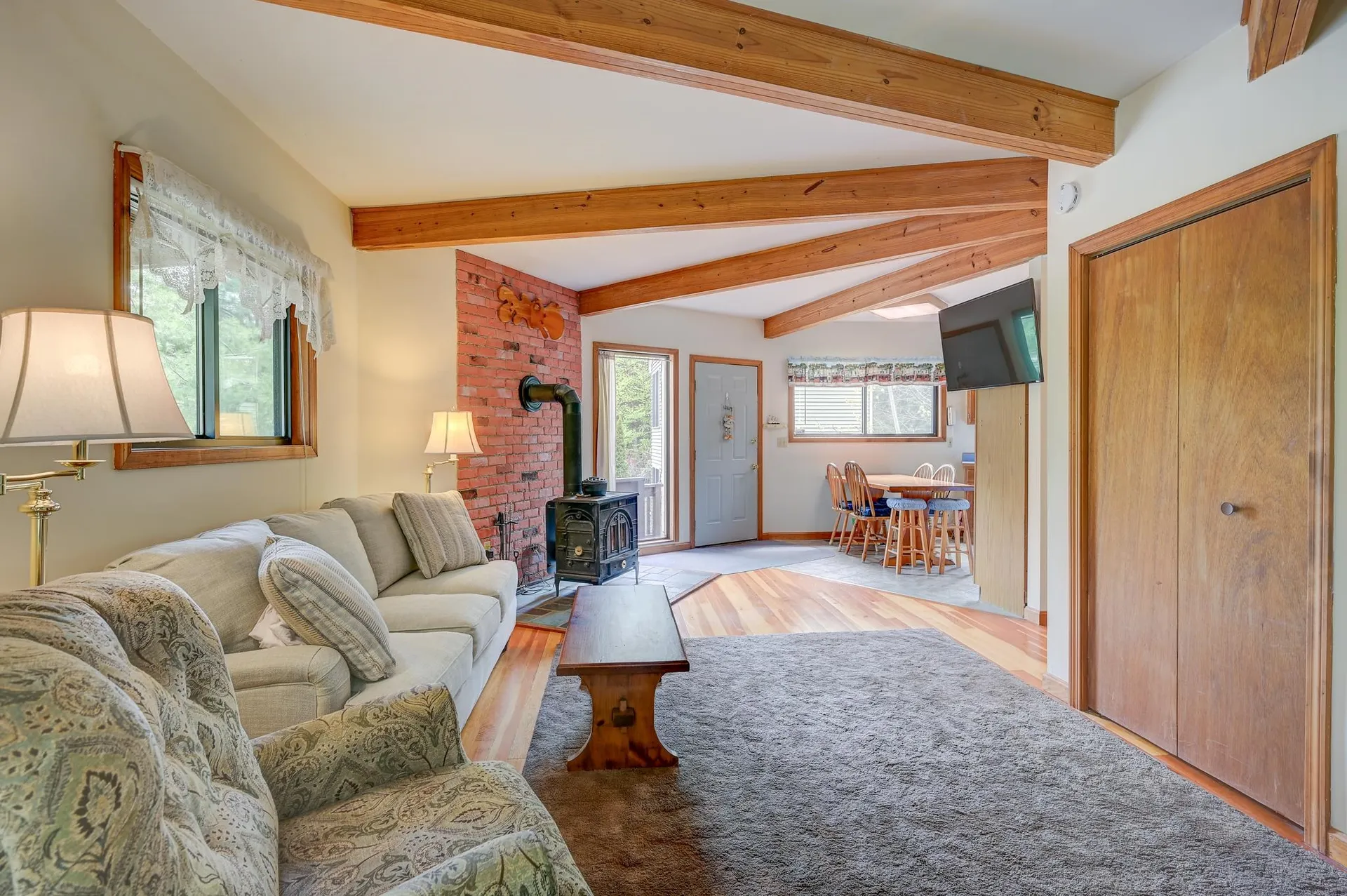 51 Pequawket Drive Conway NH 03818