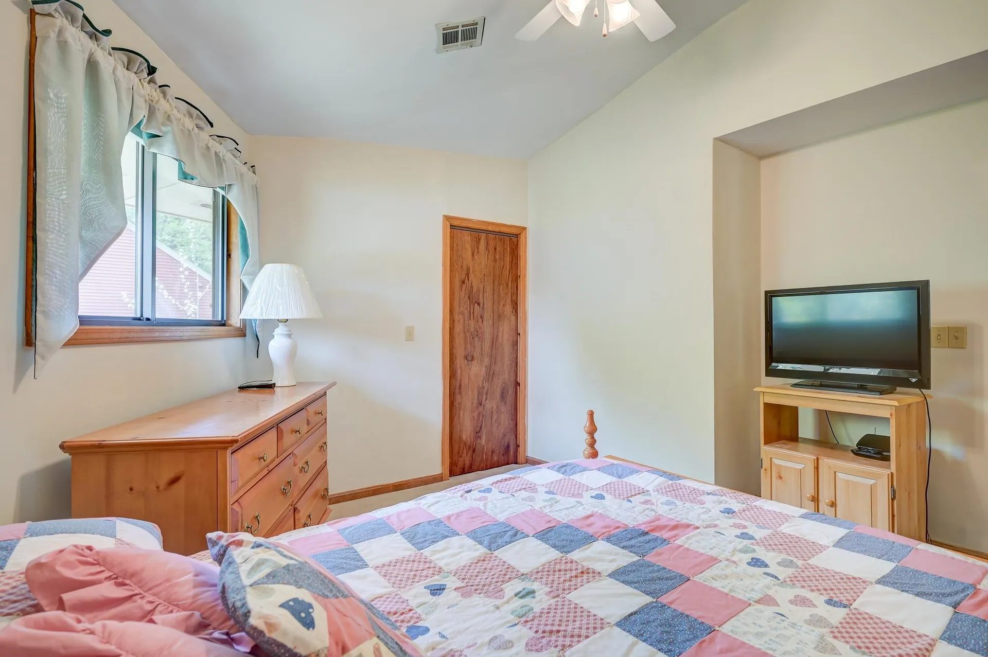 51 Pequawket Drive Conway NH 03818