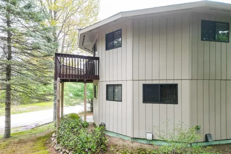 51 Pequawket Drive Conway NH 03818