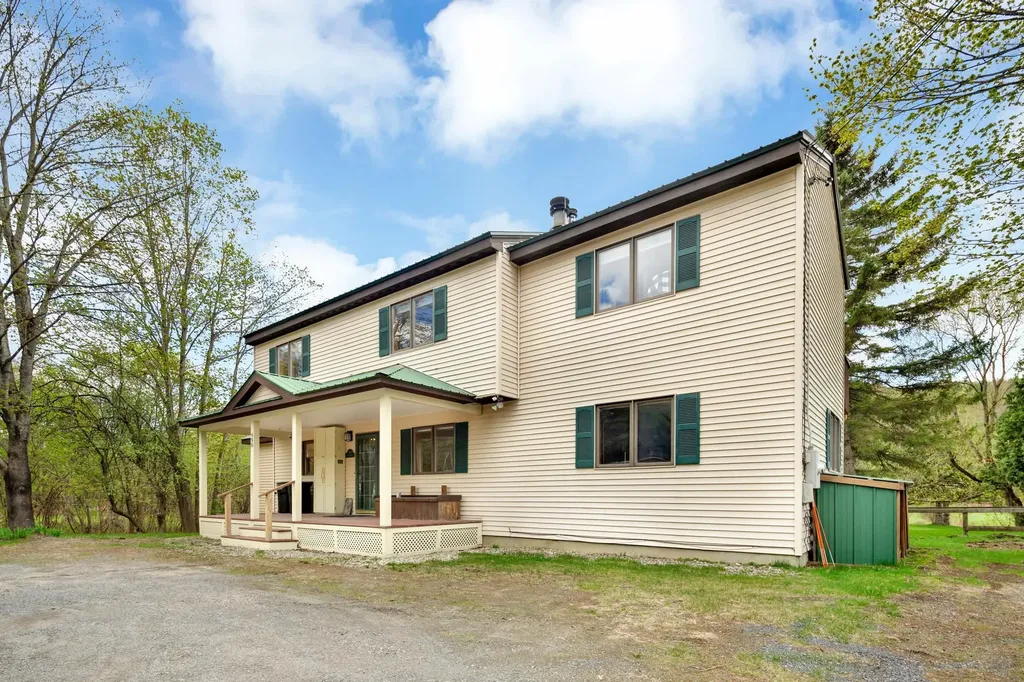 990 Main Street Cavendish VT 05153