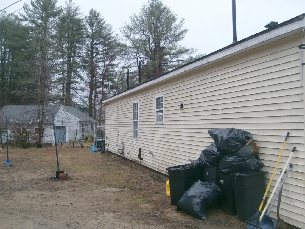 14 North Avenue Ashland NH 03217
