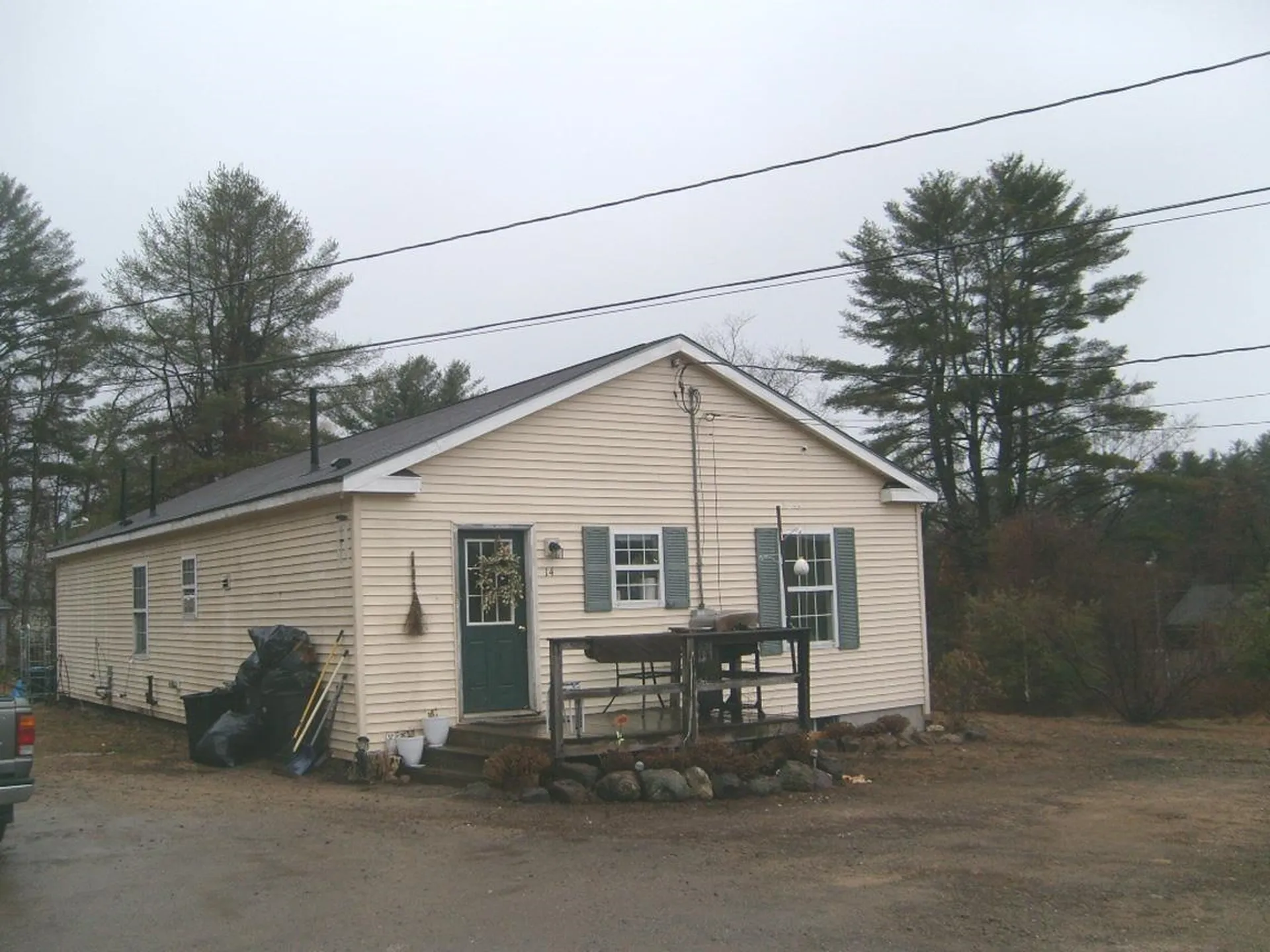 14 North Avenue Ashland NH 03217