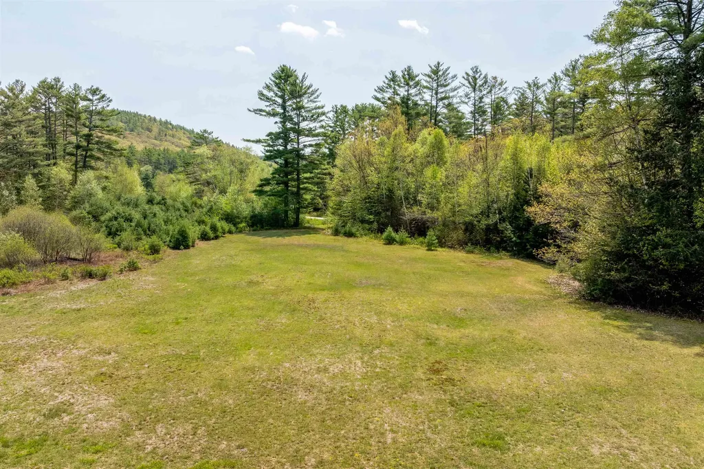 74 South Beach Drive Croydon NH 03773