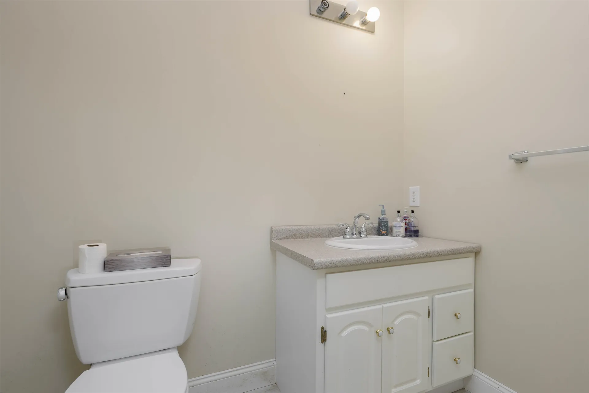 74 South Beach Drive Croydon NH 03773