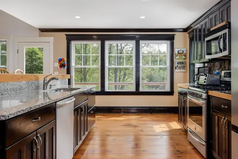 74 South Beach Drive Croydon NH 03773