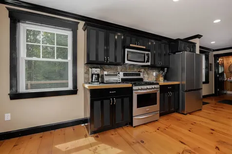 74 South Beach Drive Croydon NH 03773