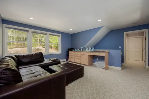 74 South Beach Drive Croydon NH 03773